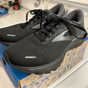Brooks Ghost 14 9.5 women’s used black